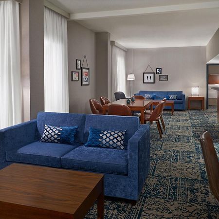 Four Points By Sheraton Hotel & Conference Centre Gatineau-Ottawa Экстерьер фото