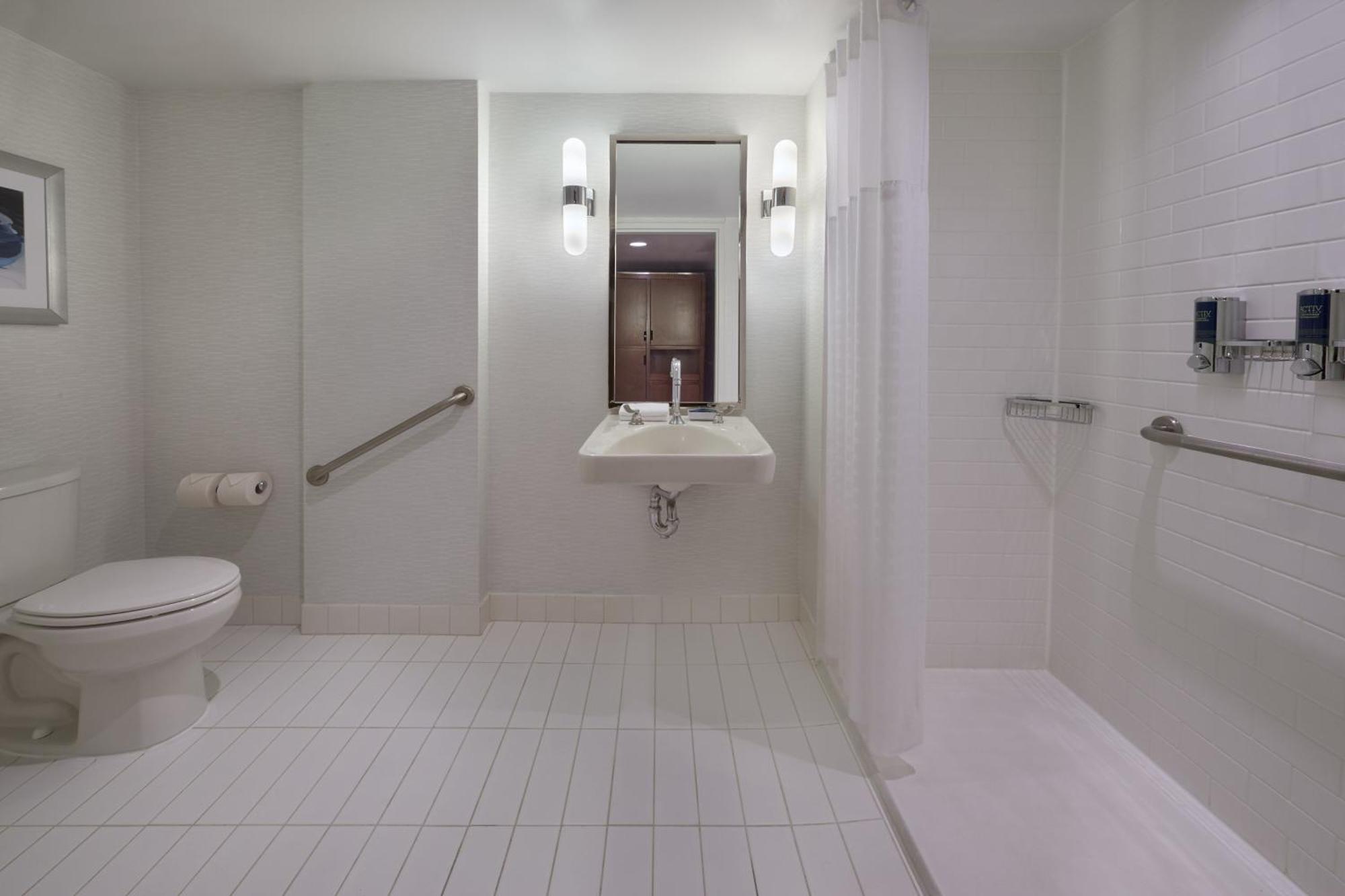Four Points By Sheraton Hotel & Conference Centre Gatineau-Ottawa Экстерьер фото