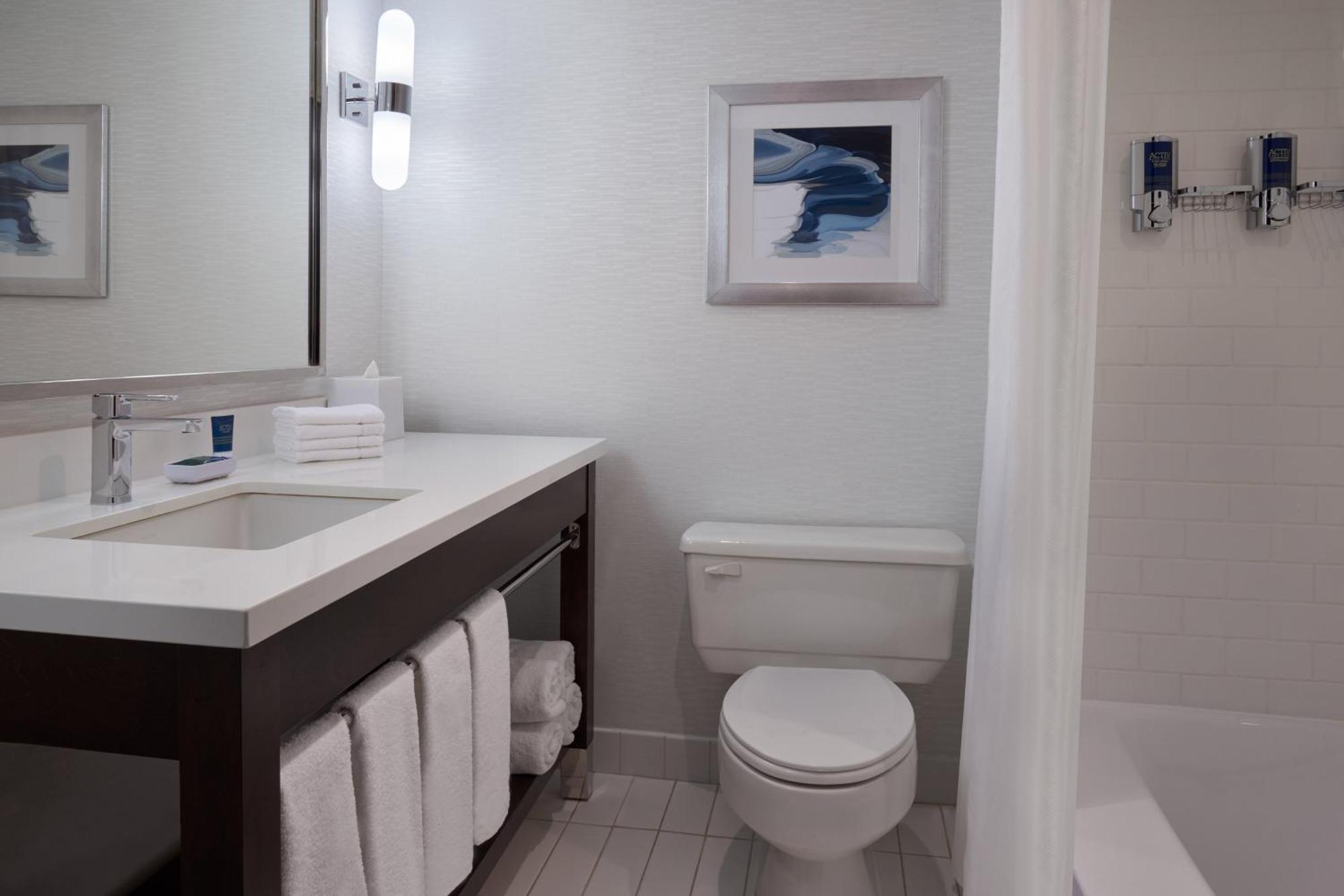 Four Points By Sheraton Hotel & Conference Centre Gatineau-Ottawa Экстерьер фото